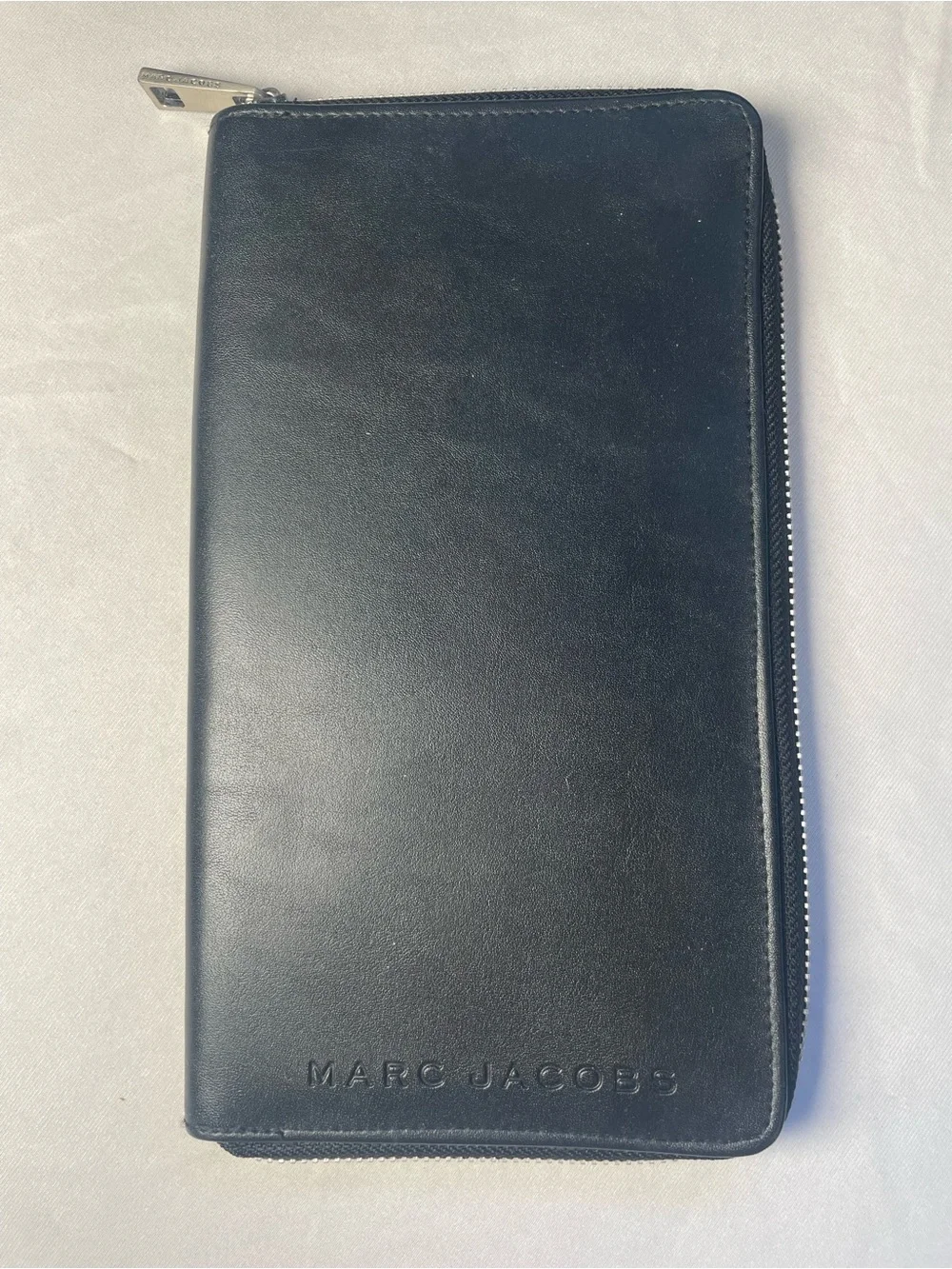Marc Jacobs Travel Wallet Passport Document Cover Organizer Zipper Black
